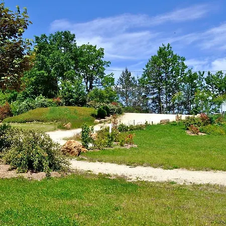 Hébergement de vacances Domaine Des Bories *