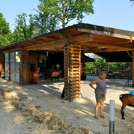 Hébergement de vacances Domaine Des Bories