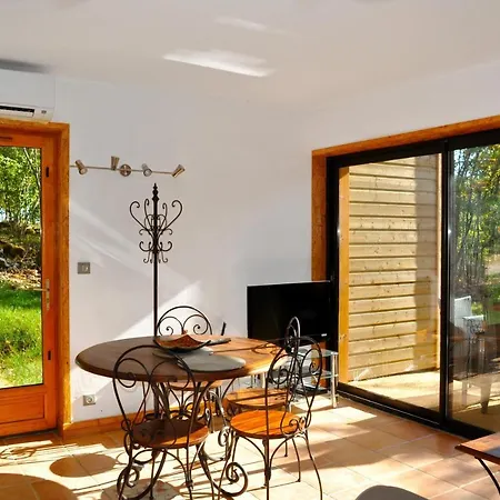 Domaine Des Bories Hébergement de vacances *